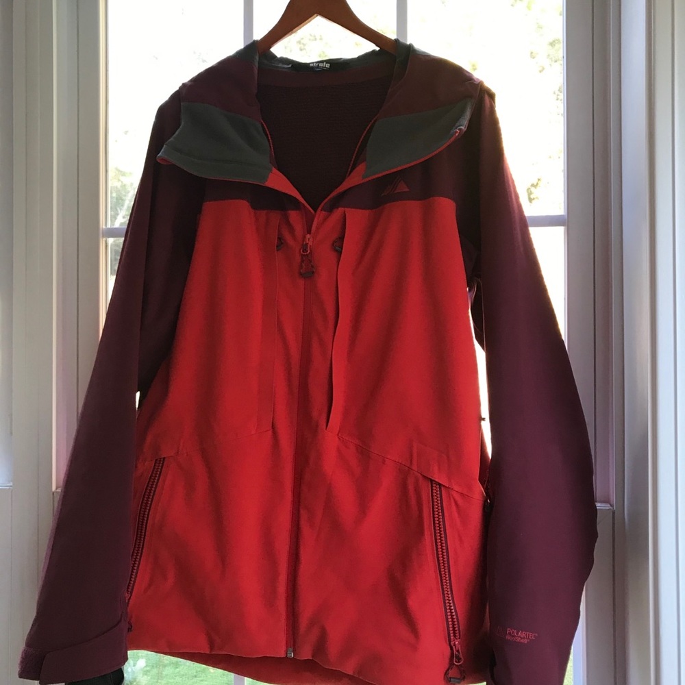 EXCELLENT CONDITION Strafe Ozone Ski Jacket
